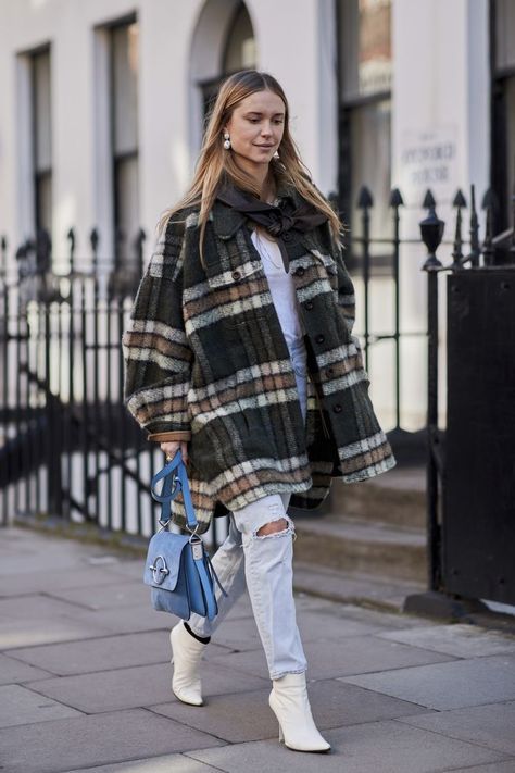 Shacket Outfit, Pernille Teisbaek, Street Style Fall, London Fashion Week Street Style, Womenswear Fashion, Elegante Casual, London Street Style, Style Fall, Autumn Street Style