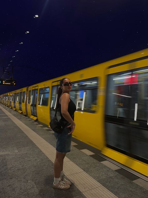 Berlin, summer, jorts, sunglasses, metro, fisheye, pic inspo, insta post, story, summer fits Berlin Inspo Pics, Berlin Photo Ideas, Metro Pics, Hangout Pics, Photo Metro, Summer Jorts, Berlin Summer, Summer Instagram Pictures, Street Pics