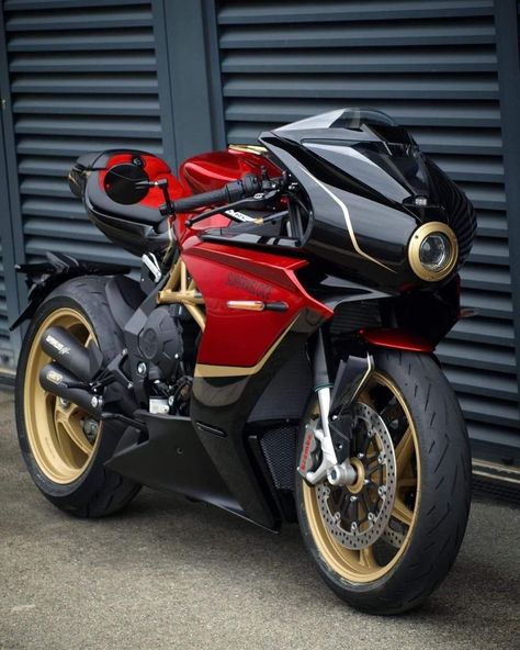 Mv Agusta Superveloce, Motor Mobil, Custom Street Bikes, Мотоциклы Cafe Racers, Custom Sport Bikes, Vespa Scooter, Futuristic Motorcycle, Concept Motorcycles, Cafe Racer Bikes