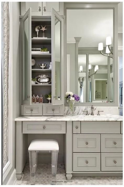 Vanity With Makeup Area, Beautiful Bathroom Vanity, Dressing Design, Room Vanity, Sophisticated Bathroom, Transitional Bathroom, Girls Bathroom, Trendy Bathroom, Bathroom Redo