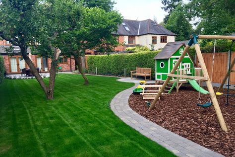 Garden Bark, Kids Garden Play Area, Play Area Garden, Child Friendly Garden, Kids Garden Play, Toddler Garden, Kid Friendly Backyard, Play Area Backyard, Play Garden