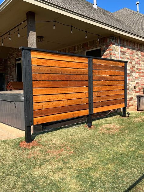 Privacy Fence Hot Tub, Privacy Fence Around Hot Tub, Hot Tub Enclosure Ideas Backyard, Privacy Fence For Hot Tub, Hot Tub Privacy Wall, Hot Tub Privacy Ideas Diy, Hot Tub Ideas Backyard Privacy, Hot Tub Privacy Screen, Hot Tub Privacy Fence