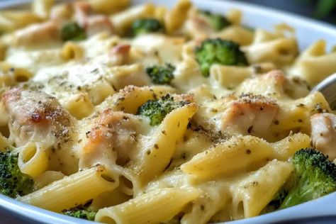 Creamy Pesto Chicken and Broccoli Pasta Bake Pesto Chicken And Broccoli Pasta, Pesto Chicken And Broccoli, Chicken And Broccoli Pasta Bake, Chicken And Broccoli Pasta, Creamy Pesto Chicken, Broccoli Pasta Bake, Creamy Pesto Chicken Pasta, Creamy Pasta Bake, Broccoli Pasta Recipe