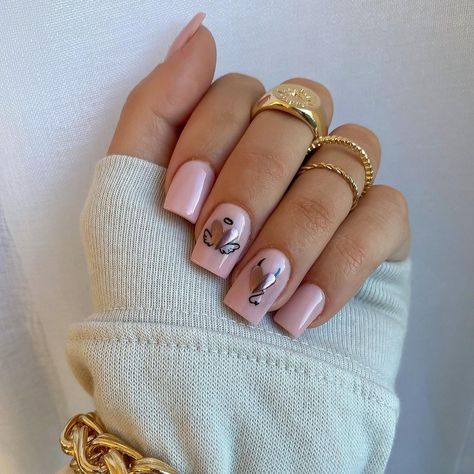 Devil Nail Art, Devil Nails Designs, Angel Nails Designs, Devil Nails, Angel Nail Art, Angel Y Diablo, Angel Nails, Heart Nail Designs, Sculpted Nails