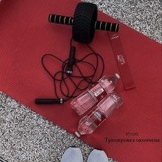 Red Pilates Aesthetic, Red Workout Aesthetic, Red Gym Aesthetic, Red Smoothie Girl Aesthetic, Sportswear Moodboard, Fitness Widget, Dumbbell Aesthetic, Dark Feminity, Wellness Princess