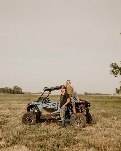 Atv Couple Photos, Atv Photoshoot Couple, Atv Engagement Photos, Sxs Photo Shoot, Atv Pictures Ideas, Side By Side Photo, Engagement Photo Props, Halloween Shoot, Couple Inspo