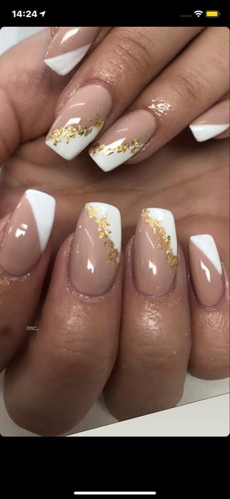 Nail Designs For Maternity Pictures, White And Tan Nail Designs, Nursing Graduation Nail Designs, Solar Nails Designs Classy, Tan And White Nails Design, French Manicure With Gold Accent, Nail Ideas For Wedding Guest, Tan And Gold Nails, Communion Nails