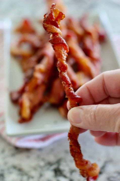 Twisted Bacon - Oven Baked! Easy clean up and super fun! Check out this viral internet bacon sensation! Twisted Bacon, Bacon Oven, I Love Coffe, Oven Baked Bacon, Make Bacon, Bacon In The Oven, Baked Bacon, Bacon Breakfast, Bacon Recipes