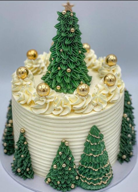 Christmas Themed Cake, Piping Techniques, Christmas Cake Designs, Xmas 2024, Christmas Cake Decorations, Xmas Cake, Winter Cake, Christmas Tree Cake, Cake Decorating Designs