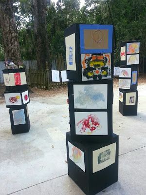 Great idea for recycled box art dsplay – Recycled Crafts Studio Seni, معرض فني, School Displays, Art Walk, Reggio Emilia, Night Art, Preschool Art, Art Classroom, Elementary Art