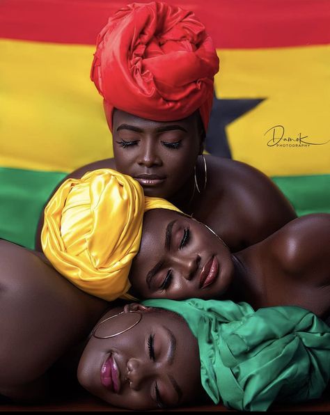 Ghana Photoshoot Ideas, Ghana Independence Day Photoshoot, Juneteenth Photoshoot, Ghana Independence Day, Independence Photos, Ghana Trip, Siblings Photoshoot, Ghana Independence, Photography Concepts