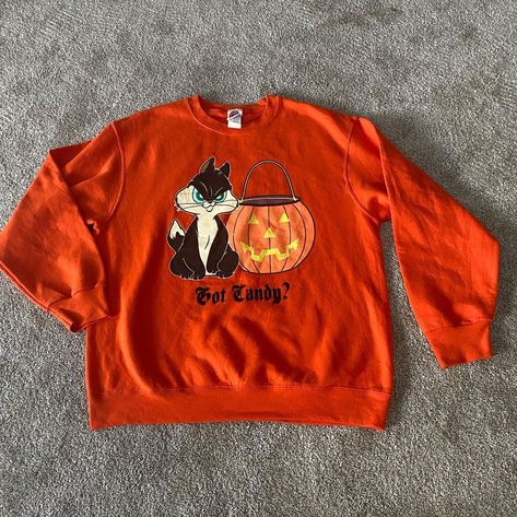 Closetlulu on Instagram: “Vintage Looney Tunes Penelope Pussycat Halloween Got Candy Sweatshirt Men’s L#vintage #looneytunes #vintagesweater” Penelope Pussycat, Winnie The Pooh Vintage, Orange Sweatshirt, Disney Items, Halloween Orange, Holiday Events, Disney Tops, Website Link, Vintage Disney