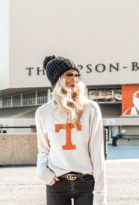 Tennessee Basketball Game Outfits, Game Day Outfit Tennessee, Ut Vols Gameday Outfit, Tn Vols Gameday Outfit, University Of Tennessee Gameday Outfit, Vols Gameday Outfit, College Basketball Game Outfit, Peyton Baxter, Fall Football Outfit