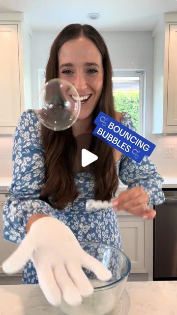 Kate Bast | The Bast Family on Instagram: "Need a fun and easy activity for summer break? Try this! 🫧 BOUNCING BUBBLES 🫧  How to make bouncing bubbles:  What you need: - 4 tbsp water (preferably warm so sugar dissolves easily) - 1 tbsp dish soap (I used Dawn brand) - 2 tbsp granulated sugar  - Winter glove  - Bubble wand  Instructions:  - Combine 4 tbsp of warm water with 1 tbsp of dish soap and stir. - Then mix in 2 tbsp granulated sugar until it dissolves. - Put on a winter glove to stop the bubbles popping. - Use a bubble wand to blow the bubbles!  Enjoy!  #kidactivities #keepingkidsbusy #toddleractivities #toddleractivitiesathome #diyplay #parentsofinstagram" Bouncing Bubbles, Indoor Games For Toddlers, The Chordettes, Bubble Mixture, Bubble Activities, Bubble Mix, How To Make Bubbles, Keeping Kids Busy, Bubble Wand