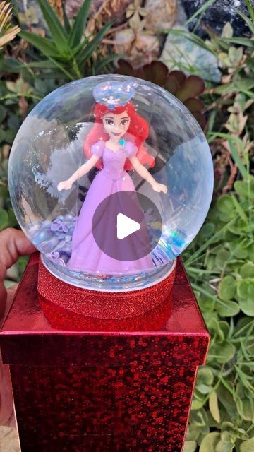 Victoria Celeste |  DIYs & CRAFTS on Instagram: "STEP-BY-STEP INSTRUCTIONS ARE ON MY YOUTUBE CHANNEL LINK IN MY BIO ✨️🫶😊❄️💕

SHARE LIKE AND COMMENT FOR MORE PROJECTS!!

#dollartreefinds #diy #manualidades #homedecor #viralvideo #snowglobes #diy #crafts #dollartree" Diy Snowglobe, Alan Menken, Diy Snow, Diy Snow Globe, Dollar Tree Finds, Navidad Christmas, Tree Diy, Snow Globe, Dollar Tree Diy