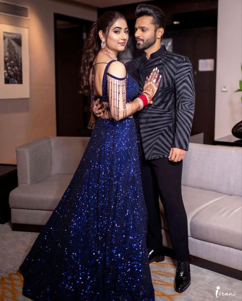 Dj Night Outfits, Bride Lengha, Rahul Vaidya, Celebrity Wedding Photos, Disha Parmar, Engagement Look, Dj Night, Alia Bhatt Photoshoot, Engagement Photography Poses