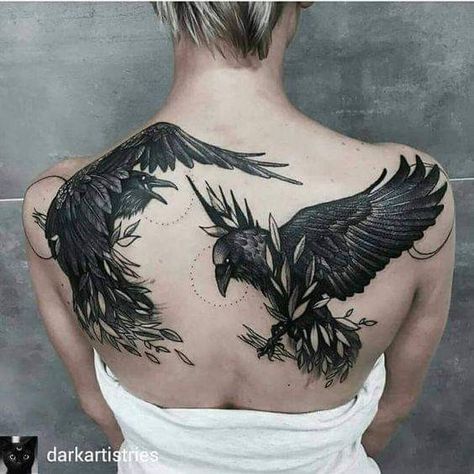 Animal Tattoos For Women, Bird Tattoos For Women, Black Bird Tattoo, Kunst Tattoos, Crow Tattoo, Muster Tattoos, Flower Tattoo Shoulder, Raven Tattoo, Black Birds