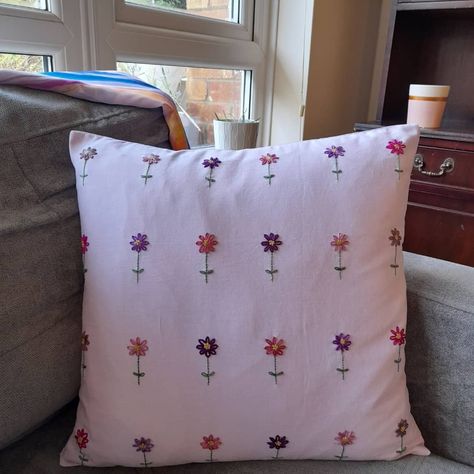 New spring Cushion Pink Flower Pillow, Cord Embroidery, Chair Nursery, Lilac Fabric, Basic Embroidery, Colourful Flowers, Basic Embroidery Stitches, Flowers Purple, Paper Flower Wall