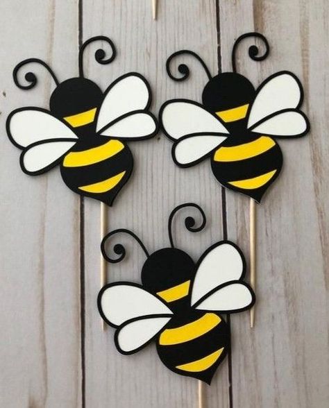 Art And Craft With Paper, Paper Craft Ideas For Kids, Craft With Paper, Crafts With Paper, Bumble Bee Decorations, Bumble Bee Craft, Bee Crafts For Kids, Paper Flowers Diy Easy, Bee Printables