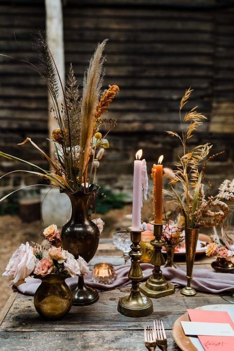 Pastry Table, Autumn Wedding Ideas, Black Wedding Dress, Cake Pastry, Eclectic Wedding, Autumn Table, Drip Cake, Luxe Wedding, Barn Wedding Venue