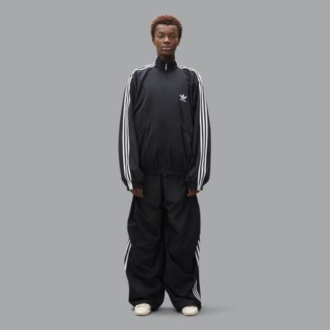 Trefoil Track Suit Top: This Balenciaga / adidas track https://confirmed.onelink.me/mzYA?pid=share&af_dp=adidas-confirmed%3A%2F%2Fproduct%2FIB5241 Balenciaga Outfit Men, Adidas Track Pants Outfit Men, Adidas Pants Outfit Men, Adidas Track Jacket Outfit, Adidas Track Pants Outfit, Adidas Pants Outfit, Balenciaga Outfit, Track Outfits, Balenciaga Adidas