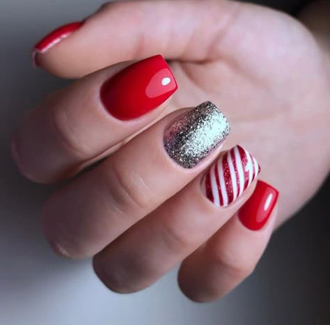 Red White And Silver Christmas Nails, Silver And Red Christmas Nails, Red White Silver Nails, Christmas Nails Red And Silver, Red And Silver Christmas Nails, Silver Christmas Nails, Red Sparkle Nails, Sparkle Gel Nails, Red And Silver Christmas