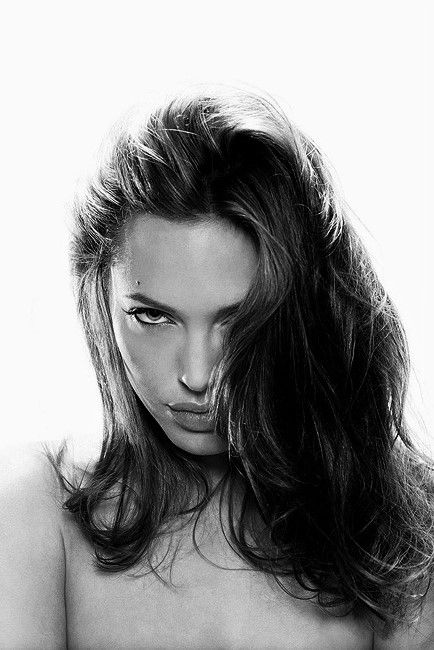 Art Of Seduction, Vogue Beauty, Jolie Photo, Black N White, White Photo, Model Life, Star Girl, Angelina Jolie, Britney Spears