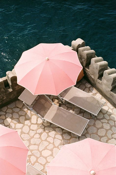 Pink Vacation Aesthetic, Pink Resort Aesthetic, Vacation Pink Aesthetic, Pink Beach Mexico, Pink Summer Aesthetic, Pink Beach Greece, Pastel Pink Beach Aesthetic, Me Aesthetic, Super 8