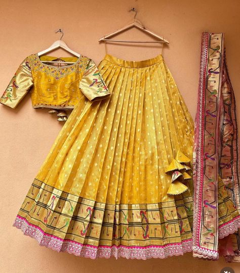 Zari Kota Lehenga, Kota Lehenga, Paithani Dress, Outfit Palette, Langa Blouse, Saree Reuse, Traditional Baby Clothes, Traditional Lehenga, Pattu Langa