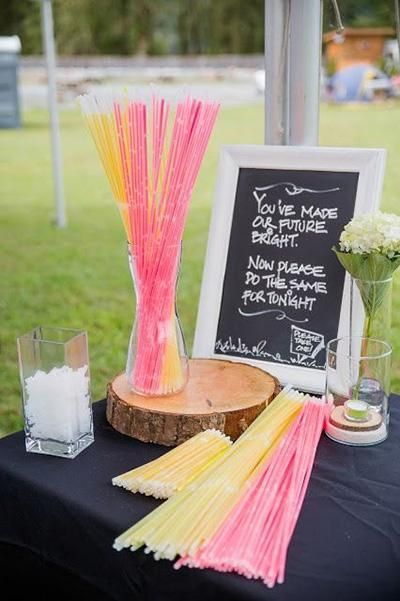 Glow Neon Party, Wedding Exit Ideas, Glow Party Decorations, Glow Stick Wedding, Neon Party Decorations, Glow Stick Party, Glow Party Supplies, Wedding Exit, Fishing Lights