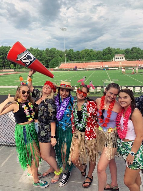 Hawaiian Football game Highschool Hawaiian Hoco Outfit, Beach Out Football Game Outfit, Tropical Day At School Outfits, Highschool Football Game Themes, Hawian Theme Football Games, Hawaiian Outfit Ideas Spirit Week, Luau Football Theme Outfit, Hawaiian Out Football Game Outfit, Hawaiian Student Section Outfit