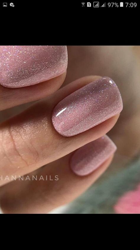 Glitter Fade Nails, Faded Nails, Natural Nails Manicure, Unghie Sfumate, Milky Nails, Wow Nails, Nude Nail Designs, Subtle Nails, Simple Gel Nails