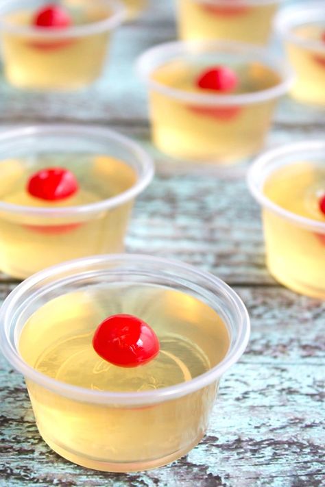 Sour Jello Shots, Easy Fruity Cocktails, Tequila Jello Shots, Peach Jello Shots, Strawberry Margarita Jello Shots, Cherry Jello Shots, Pina Colada Jello Shots, Watermelon Jello Shots, Easy Shot Recipes