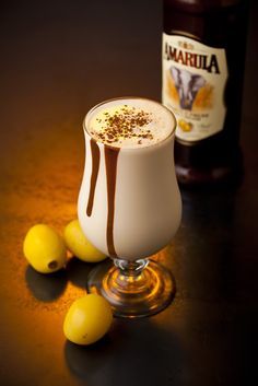 Creamy Amarula Dom Pedro - See the Full Recipe at Biltong St. Marcus Amarula Drink, I Love Coffe, South African Dishes, African Foods, Don Pedro, Clam Recipes, Cream Liqueur, South African Recipes, Chocolate Shavings