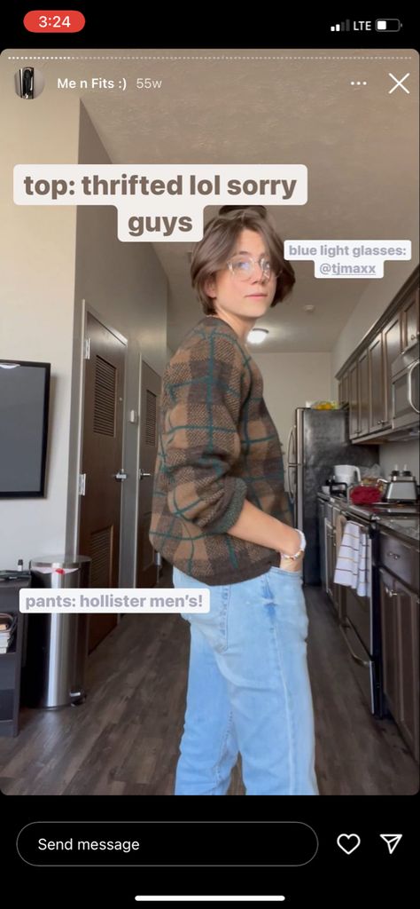 Chapstick Lesbian Style, Lesbian Style, Lesbian Outfits, Lesbian Fashion, Casual Style Outfits, Casual Style, Personal Style, Light Blue, Fashion Outfits