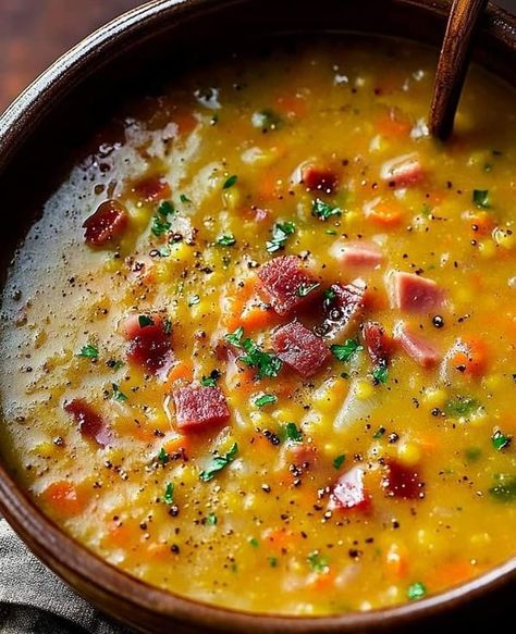 Worlds Best Tasty Recipes | Split Pea Soup with Smoked Ham and Crispy Bacon | Facebook Ham And Pea Soup, Healthy Crockpot Soup Recipes, Split Pea Soup With Bacon, Ham And Split Pea Soup, Split Pea Ham Soup, Split Pea And Ham Soup, Soup Recipes Healthy Crockpot, Split Pea Soup With Ham, Healthy Crockpot Soup