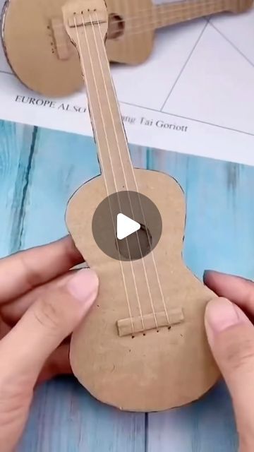 Cardboard Guitar Diy, Cardboard Guitar, Guitar Diy, Cardboard Crafts Diy, Guitar Kids, Handmade Guitar, Gift For Mom Christmas, Christmas Gift For Mom, Gift Basket Ideas