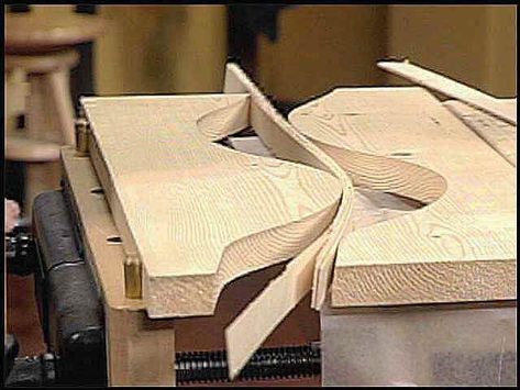 Bent Wood Furniture, Bent Lamination, Bend Wood, Bending Wood, Wood Bending, Steam Bending, Steam Bending Wood, Tre Kunst, How To Bend Wood