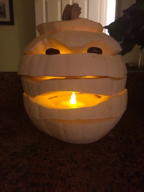 Carve White Pumpkins, Mummy Pumpkin Carving Ideas, Carved White Pumpkin, White Pumkin Carving, White Carved Pumpkins, White Pumpkin Carving Ideas Easy, Mummy Pumpkin Carving, White Pumpkin Carving Ideas, White Pumpkin Carving