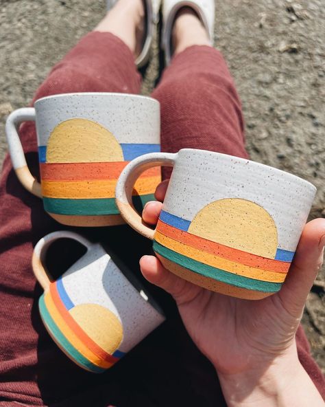 Pottery Photography, Sunset Mug, Small Mug, Rainbow Sunset, Instagram Baby, Ceramics Pottery Art, Ceramic Pots, Coffee Drinkers, Dream House Interior