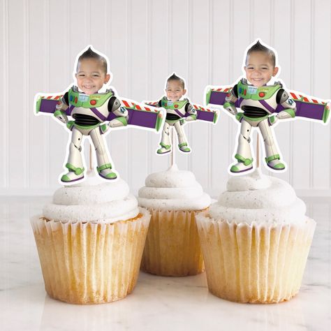 Toy Story Custom Face Cupcake Toppers Astronaut Cupcake - Etsy Buzz Cupcakes, Toy Story Cupcake Ideas, Toy Story Desserts, Buzz Lightyear Cupcakes, Two Infinity And Beyond Party, Toy Story Themed Food, Toy Story Cupcake Toppers, Buzz Lightyear Birthday Party, Cupcake Toy