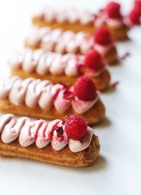 Unique Eclair Flavors, Raspberry Pastry Cream, Rose Pastry, Raspberry Eclairs, Eclairs Recipe, Pastry Cream Filling, Bouchon Bakery, Eclair Recipe, Raspberry Rose