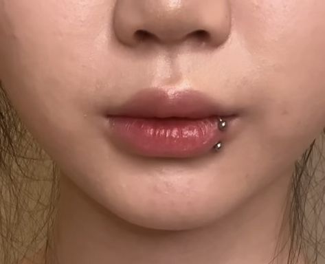 Side Piercing Ear, Labret Piercing Ring Side, Side Labret Lip Piercing, Lower Labret Piercing, Single Snake Bite Piercing, Side Vertical Labret, Lip Ring Side, Side Labret Piercing Rings, Gold Medusa Piercing