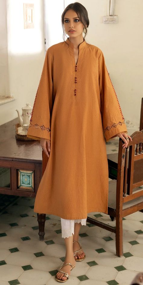 Indian Dress Up, Simple Kurta, Simple Kurta Designs, Pakistani Fashion Casual, Trendy Shirt Designs, Long Kurti Designs, Pakistani Fancy Dresses, Pakistani Dresses Casual