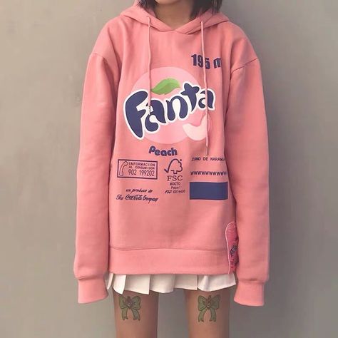 ❤ivybycrafts❤ on Instagram: “What’s your favorite taste? Funny Fanta hoodie in my shop. Search N2086 in the shop. Link in my bio. @ivybycrafts  #kawaii #kawaiithings…” Softboy Streetwear, Colourful Fashion, Cardigan Blazer, Mode Kimono, Kawaii Fashion Outfits, Inspo Outfit, Rilakkuma, Art Aesthetic, Lace Fashion