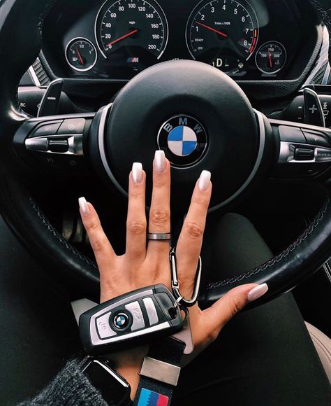 Bmw Keys Aesthetic, Inspire Pictures, New Car Picture, Bmw Key, Carros Bmw, Bmw Interior, Bmw Girl, Dream Cars Bmw, Winter Car