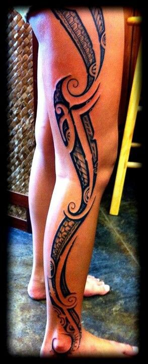 Tattoos by Che B.I.G Tattoo Designs Leg Woman, Samoan Tattoo Women, Tattoo Designs Leg, Polynesian Leg Tattoo, Ta Moko Tattoo, Back Tattoos Spine, Polynesian Tattoos Women, Girl Back Tattoos, Tattoo Leg