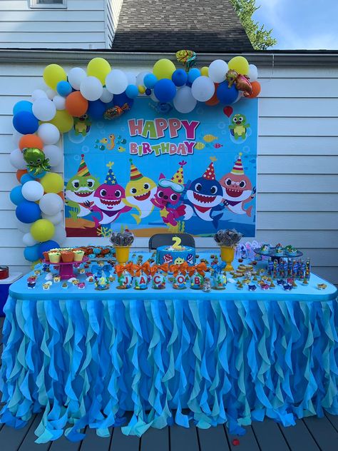 Baby Shark 3rd Bday Boy, Babyshark Bday Party, Baby Shark Theme Decoration, Baby Shark Birthday Party Boy Decoration, Shark 3rd Birthday Party, Bebefinn Birthday Party, Baby Shark 3rd Birthday, Baby Shark Centerpiece Ideas, Baby Shark Backdrop Balloons