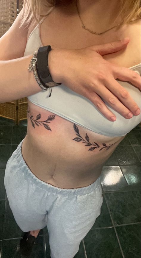 Center Rib Tattoo, Rib Paragraph Tattoos For Women, Symmetrical Rib Tattoos, Baddie Tats Side Rib, Leaf Rib Tattoo, Women Rib Tattoo Side Tat, Under Rib Tattoos For Women, Front Rib Tattoo, Rib Tattoos Women