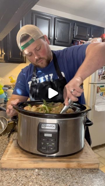 Gerry | Easy Recipes on Instagram: "Crockpot Garlic Parm Chicken   #crockpot #crockpotrecipes #crockpotmeals #crockpotcooking #crockpotmeal #simplerecipe #simplerecipes #simplemeal #simpledinner #cookingforfamily #familymeal #food #foodie #cooking #cookingathome #homecook #homecooked #recipe #recipes  #easyrecipes #easymeal #easydinner #dinnerideas #fy #fyp #foryou #foryoupage #trending #fyppppppppppppppppppppppp" Crock Pot Videos, Crockpot Video Recipes, Crock Pot Cooking Crockpot Meals Simple, Crockpot Recipes Videos, Parm Chicken, Crockpot Foods, Fall Crockpot, Golden Mushroom Soup, Beef Stroganoff Crockpot